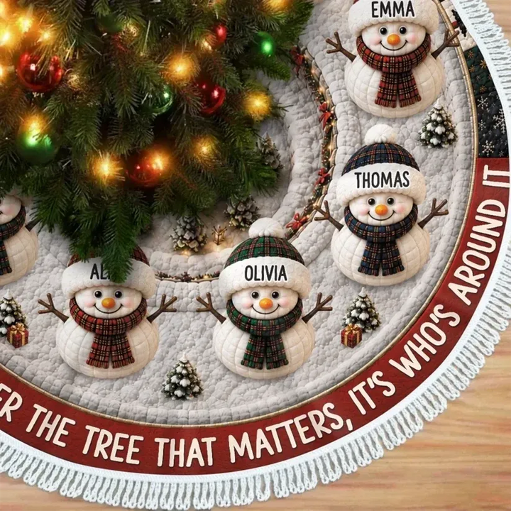 Personalized Family Snowman Christmas Tree Skirt – Custom Snowman Quantity & Family Names Holiday Tree Decor