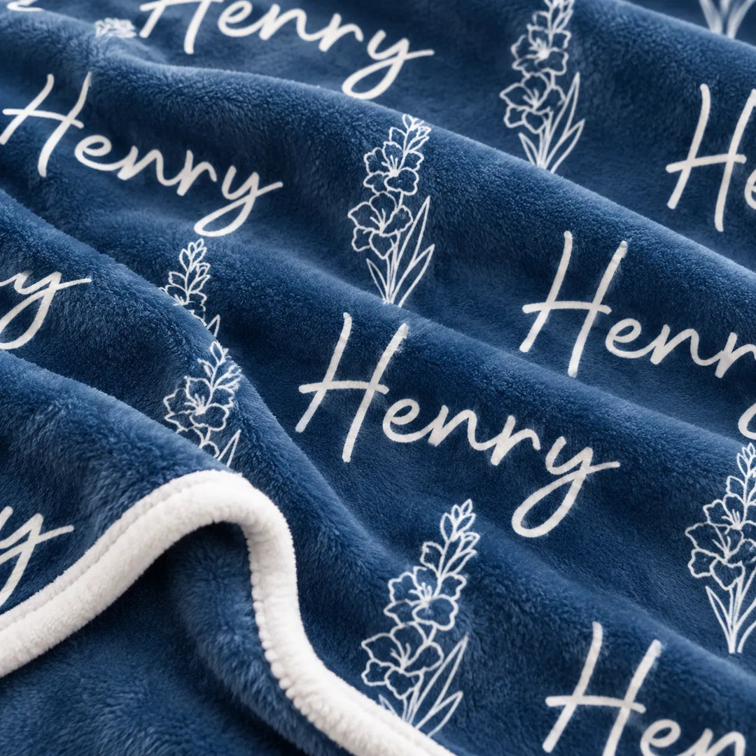 Custom Name Flower Blanket for Kids – Soft Flannel Blanket with Repeating Floral Design