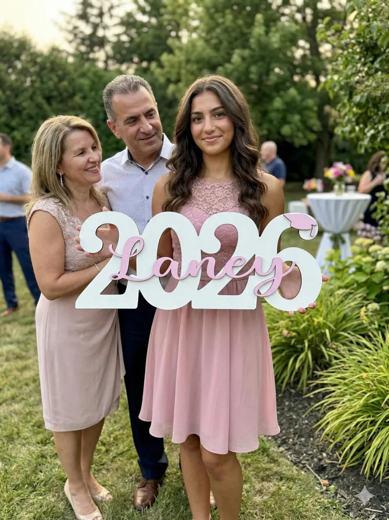 "Cap & Diploma" Personalized Graduation Nameplates – Celebrate the Class of 2026